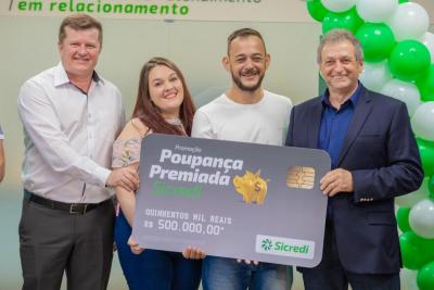 Associado de Campo Bonito (PR) ganha meio milhÃ£o de reais no sorteio especial de outubro da PoupanÃ§a Premiada Sicredi